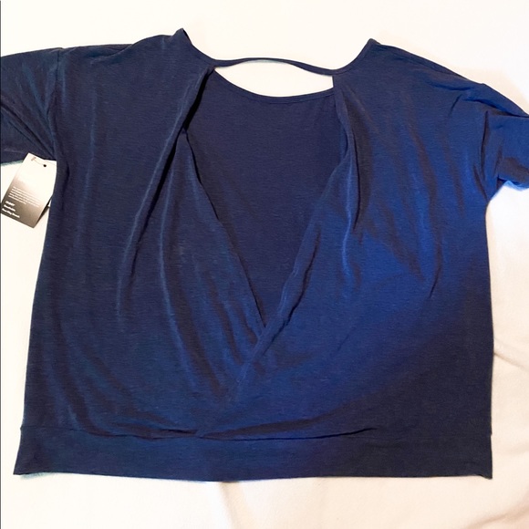 Top - Picture 2 of 3